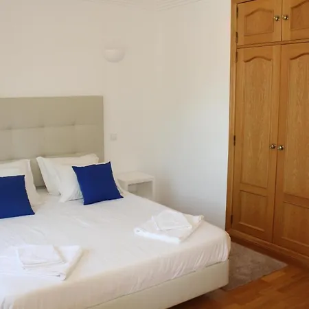 V2 Aa * Olhos de Agua (Albufeira)