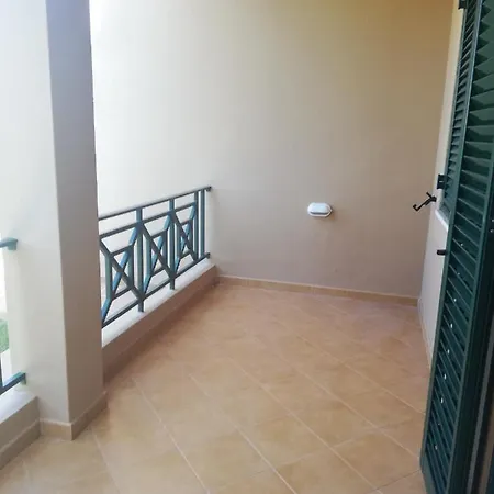 V2 Aa Villa *