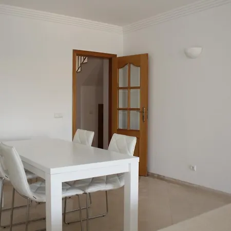 V2 Aa Villa *