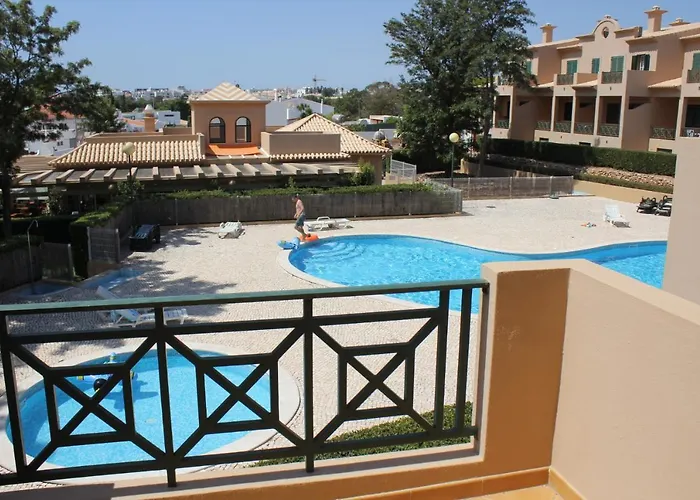 Villa V2 Aa Olhos de Agua (Albufeira)