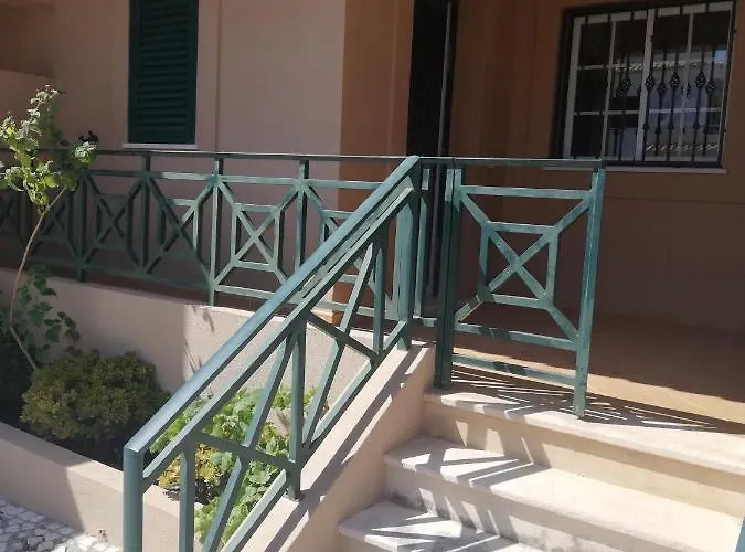 V2 Aa * Olhos de Agua (Albufeira)