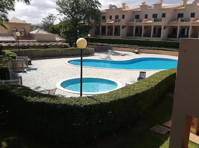 V2 Aa Olhos de Agua (Albufeira)